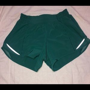 Lululemon size 4, 4 in, teal lagoon hotty hot shorts.